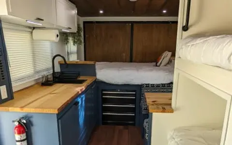 Trailer Swift