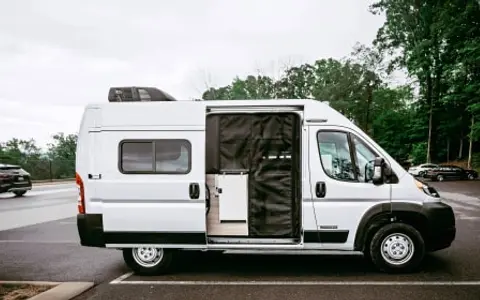 2022 Winnebago Solis Pocket Class B #2