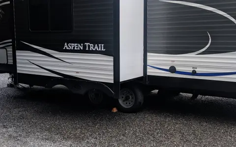 Becca's Dutchmen Aspen trail 2340BH Travel Trailer