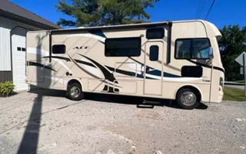 2017 Thor Motor Coach ACE 29.4