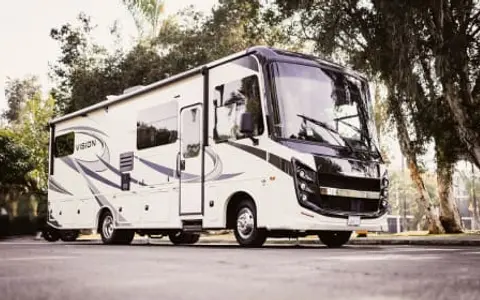 2022 Entegra Vision 32' Class A