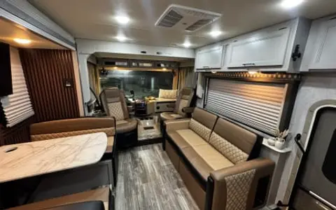 "YHOW" MEET THOR, OUR HIGH CLASS RV FOR 8