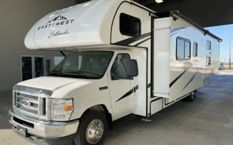 2024 Entrada 3100FB RV Rental near Mason
