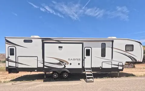 Inn at the Woods: Forest River Sabre 38 DBQ Fifth Wheel