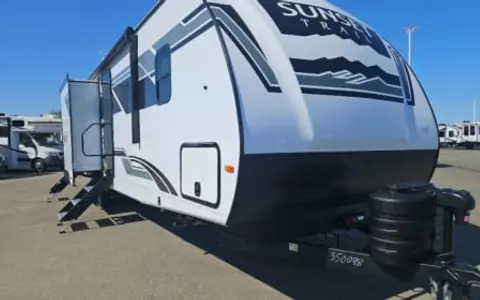 2025 Crossroads RV Sunset Trail Super Lite