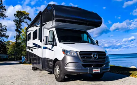 Winnebago Vita 24F Mercedes Turbo Diesel No.1 Sleeps 4