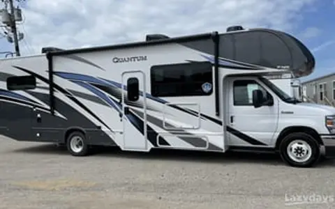 Fully Stocked 2023 Thor Motor Coach Quantum