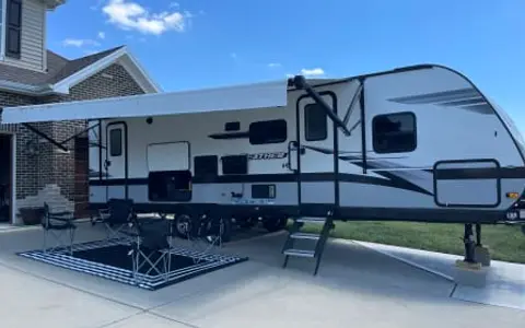 BEAUTIFUL Fully Stocked 2022 Jayco Jayfeather