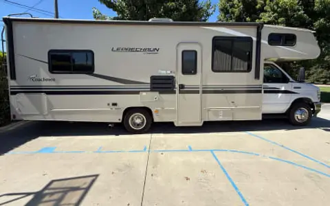 EASY TO DRIVE!! 2023 Coachman