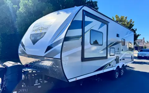 Coachmen Adrenaline 21LT Toy Hauler