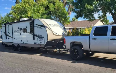 Montoya's Heritage 22RBHL Travel Trailer
