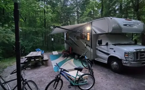 2017 Coachmen Leprechaun - Camp Chairs, Outdoor TV, Fridge and More
