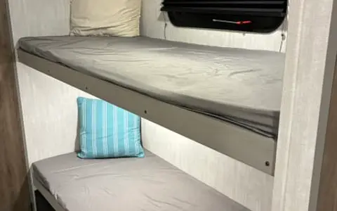 BUDGET FRIENDLY TRAVEL TRAILER 2