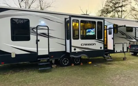2018 Keystone RV Carbon 357