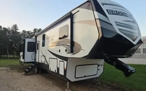 2021 Coachmen RV Brookstone 398MBL