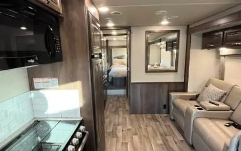 2020 Jayco "Greyhawk" Low Deposit & Dumping included! Don't Wait Book Now!!