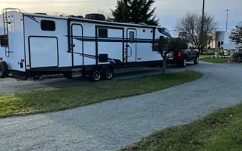 2021 CrossRoads RV Sunset Trail SS331BH