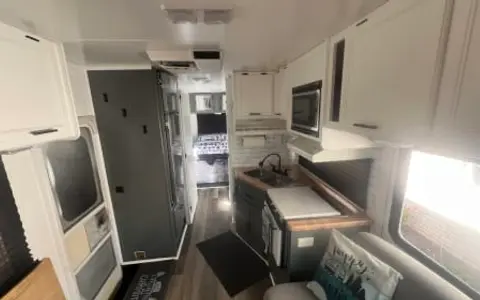 Newly Updated Shasta E450 RV