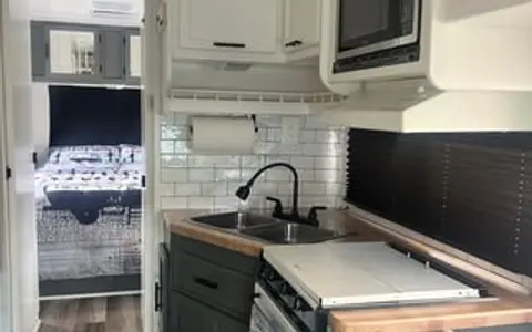 Newly Updated Shasta RV