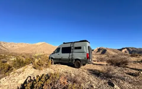 2023 Storyteller Overland Stealth Mode 4x4 - Off-road Pkg - Ultimate Camper