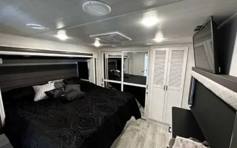2023 Ahara - 2 bedroom 1.5 bath