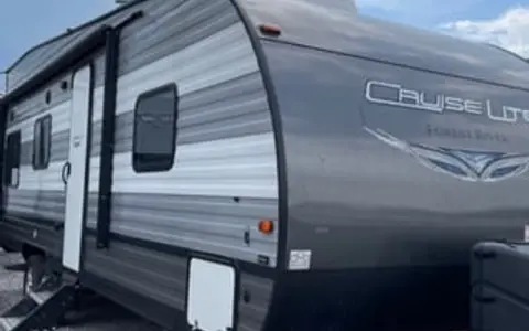 Shawhan Family Frenchies Toy Hauler
