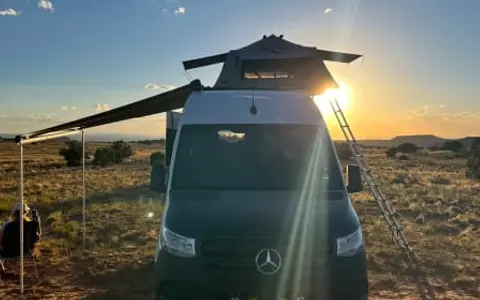 Nashville Luxury Camper Van