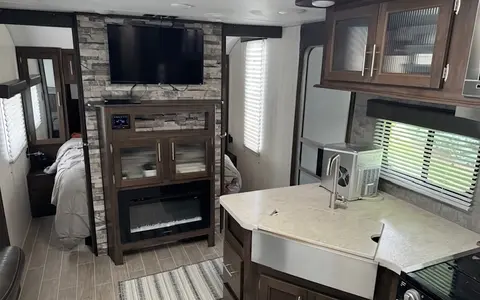 Great Camper with Bunks for Making Summer Memories!