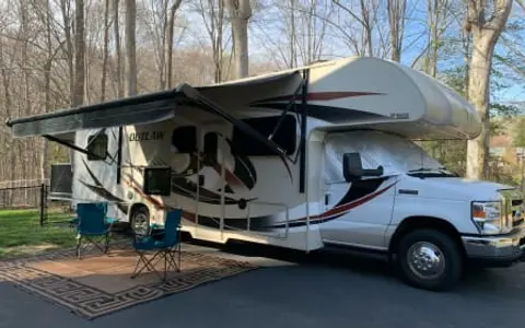 2018 Thor Outlaw 29J Toyhauler