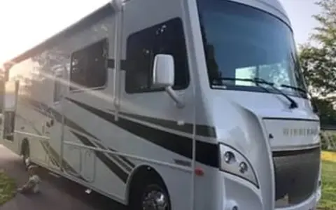 2019 Winnebago Intent 31P HAL1785