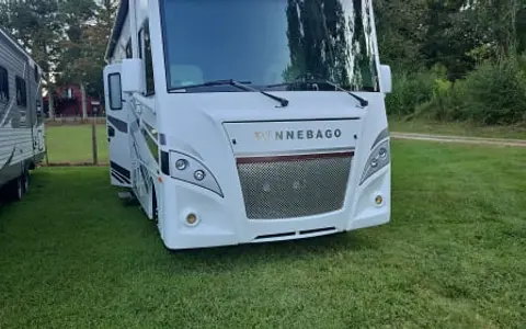 Winnebago Intent  HAL1785