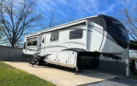 2022 Jayco North Point - HAL656