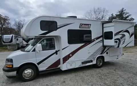 2024 Thor Motor Coach Coleman 22cm "Like New"