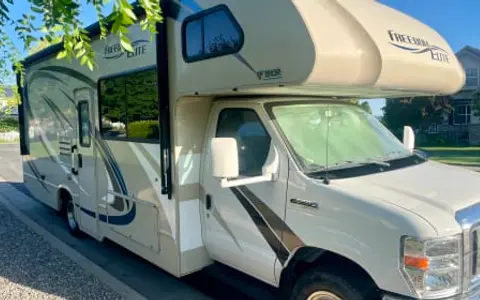 26’ Thor Freedom Elite