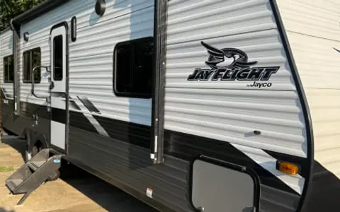 Family friendly toy hauler