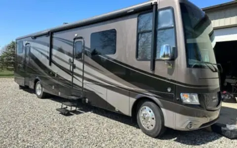 Canyon star toyhauler