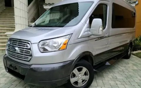 Luxury Family Adventure Van | Seats 7 | Airport Delivery