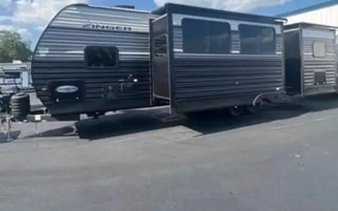 Josues family camper