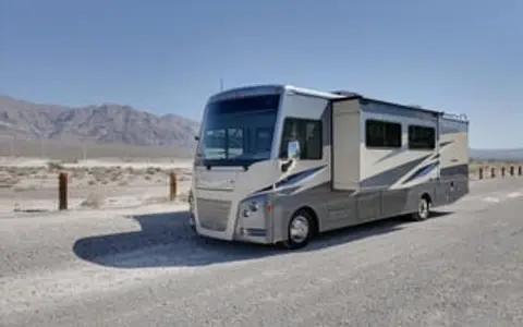 2021 Winnebago Vista 32M