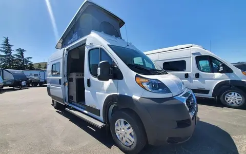 Get in! Winnebago Solis 59PX Class B