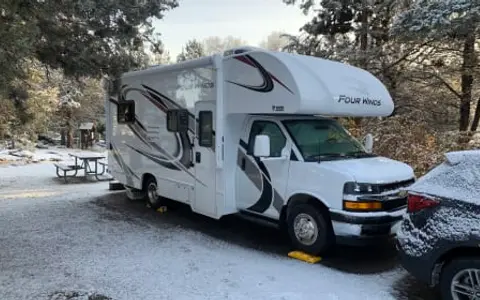 Juniper - 2021 Thor Motor Coach Four Winds