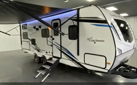 2022 Coachmen Freedom Express 29’ Bunk House