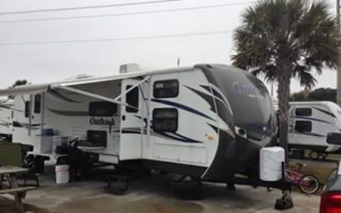 Family size 2013 Keystone RV Outback 301BQ