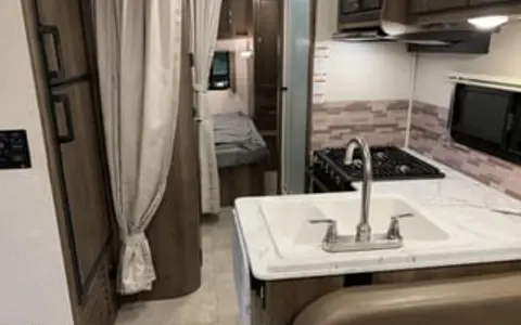 2020 Coachmen RV Freelander 26RS Ford 350