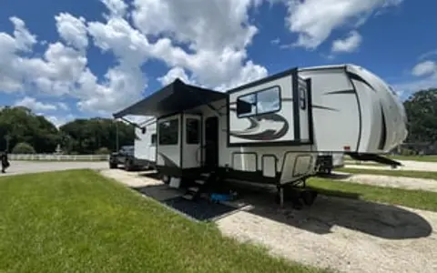 2023 Forest River Sabre 37FLH