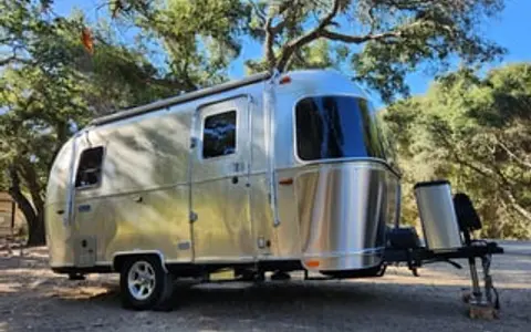 2023 Airstream Bambi 19ft