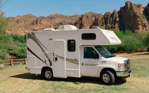 2020 Thor Motor Coach Majestic 19g