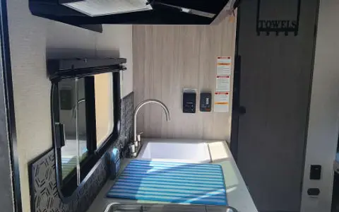 Manuel & Mindy's Fun RV