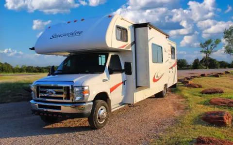 2015 Forest River Sunseeker, 3170DS Model
