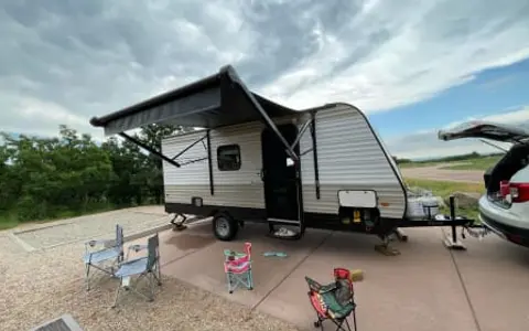 Family of 6? The Campventure Cruiser is ready for your next adventure!